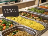 © -- E-Mail-Vorlagen: Für ein veganes Angebot in Schulen, Kliniken, Betriebsrestaurants & Co.
