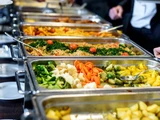 Vegan in der Gemeinschaftsverpflegung – ein klarer Gewinn für Klima, Gesundheit und Kosten