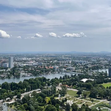 Blick über Wien und die Donau