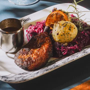 Veganes Gansl mit Rotkraut