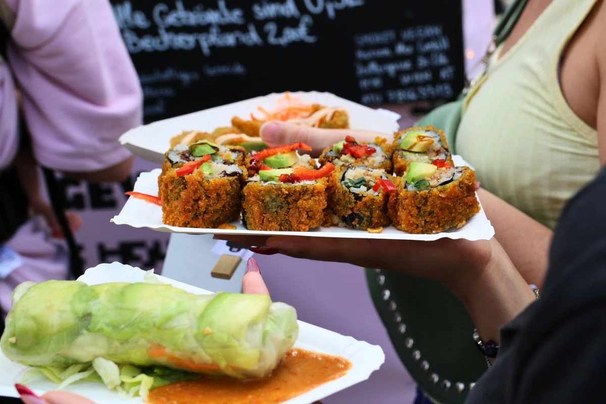 7_green_leaf_rolls_c_dani_deml.jpg