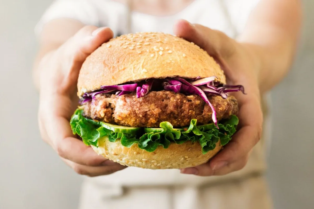 _burger_c_freepik.jpg