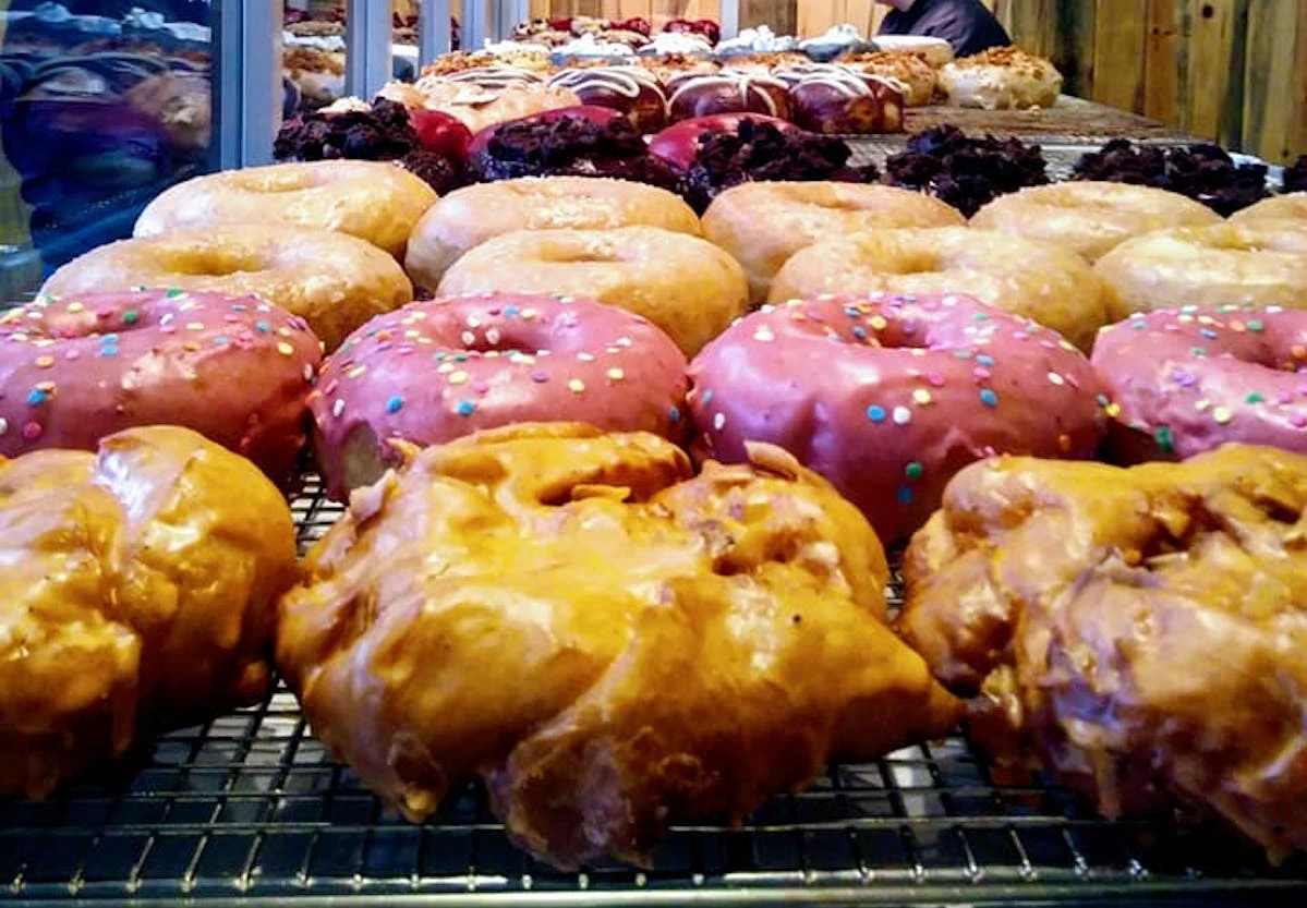 doe_donuts_0.jpg